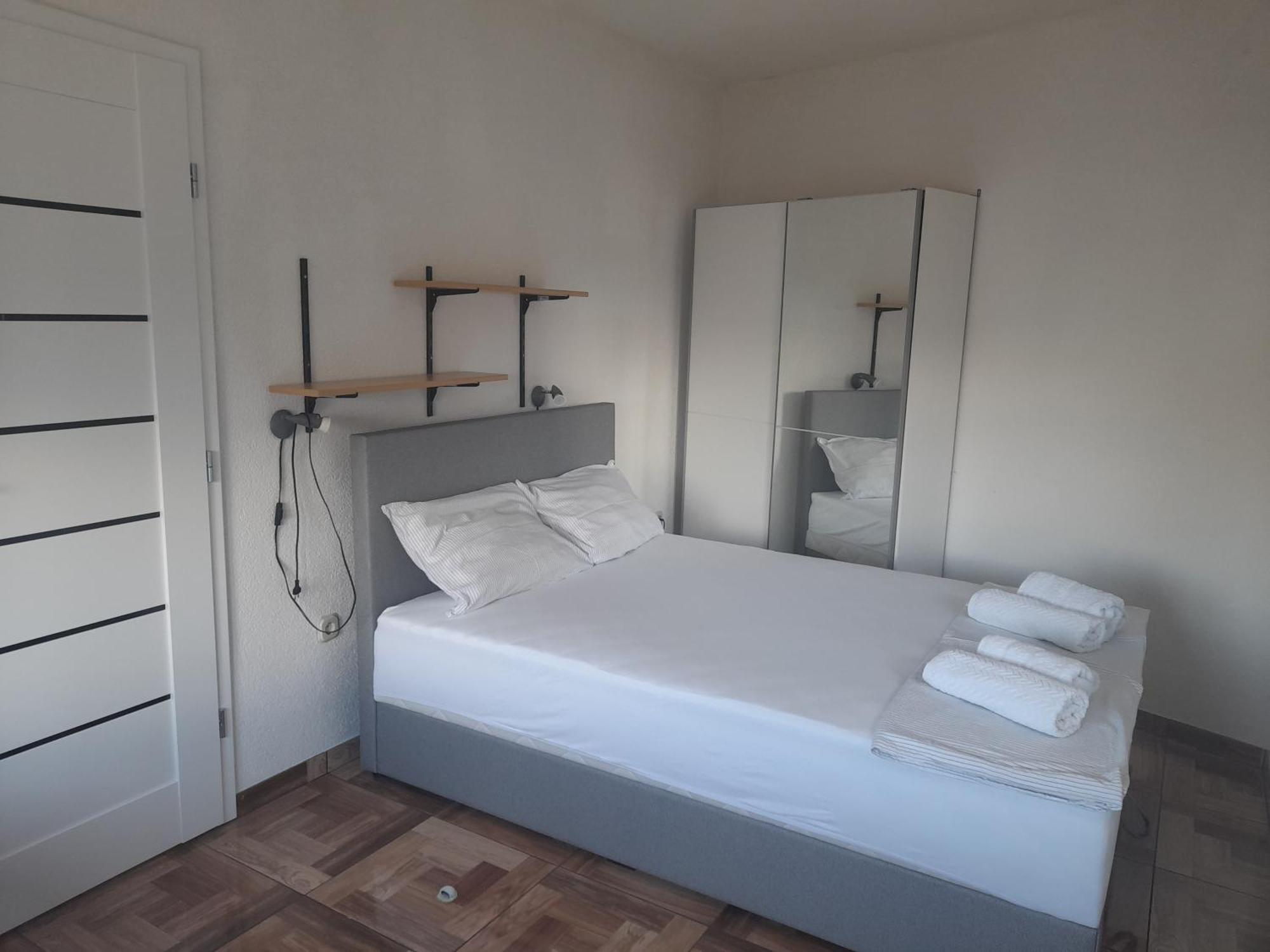 Apartments Malou Baska Voda Room photo